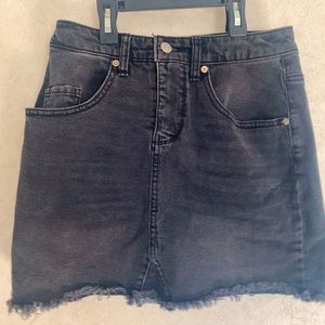 WILD FABLE GRAY JEAN SKIRT- Size 4 distressed